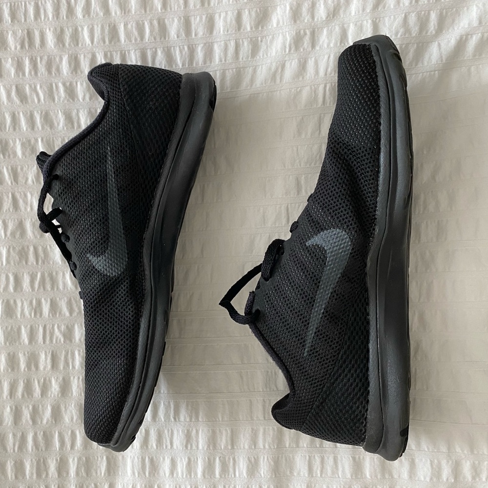 NIKE TRAINING IN SEASON TR 6 SIZE 8
